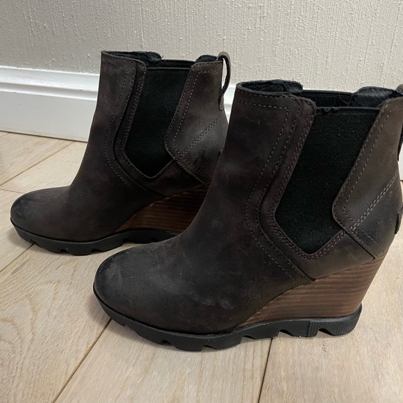 Sorel Joan Uptown Chelsea Bootie Boots in ‘Blackened Brown’ Size 6 - Picture 5 of 7
